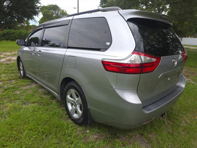 2018 Toyota Sienna LE 8 Passenger