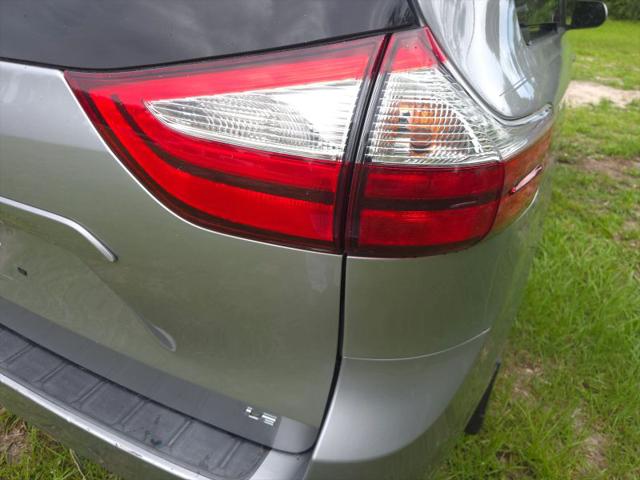2018 Toyota Sienna LE 8 Passenger