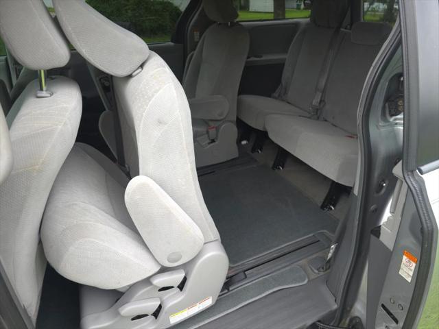 2018 Toyota Sienna LE 8 Passenger