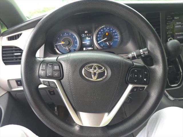 2018 Toyota Sienna LE 8 Passenger