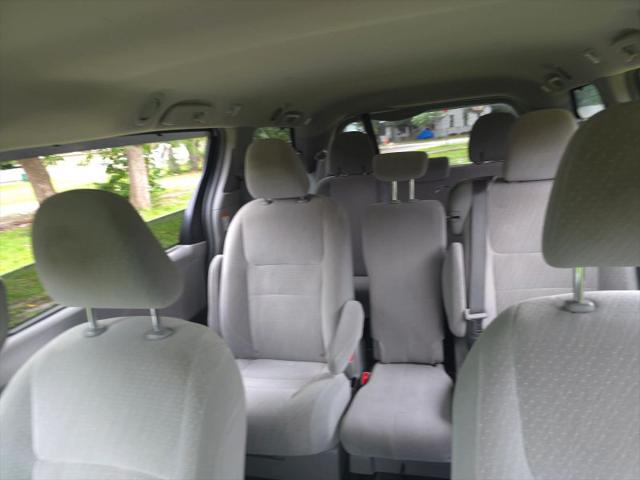 2018 Toyota Sienna LE 8 Passenger