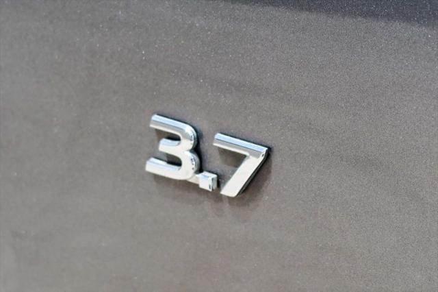 2015 INFINITI Q50 3.7