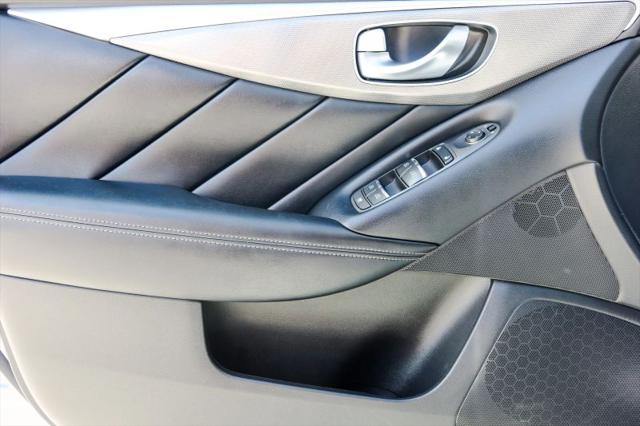 2015 INFINITI Q50 3.7
