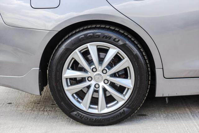 2015 INFINITI Q50 3.7