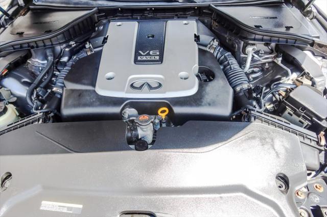 2015 INFINITI Q50 3.7