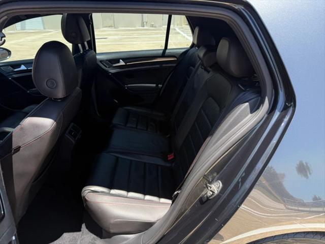 2015 Volkswagen Golf GTI 2.0T Autobahn 4-Door