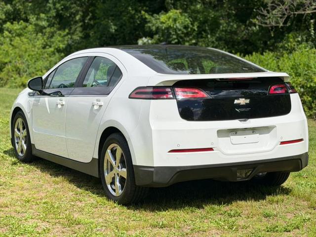 2012 Chevrolet Volt Base