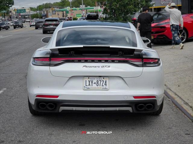 2022 Porsche Panamera GTS
