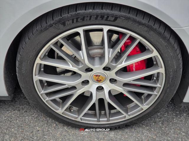 2022 Porsche Panamera GTS