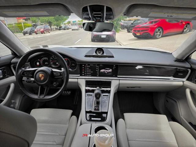 2022 Porsche Panamera GTS