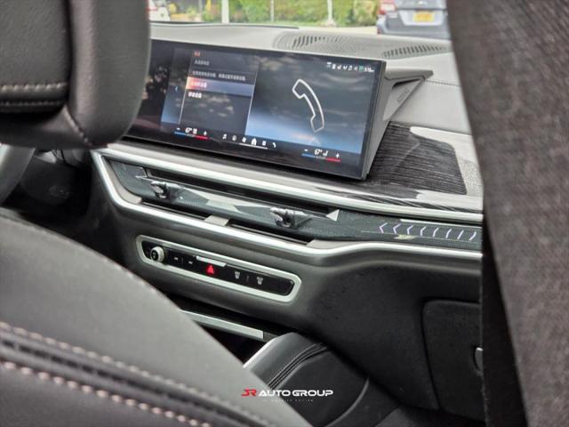 2025 BMW X6 xDrive40i
