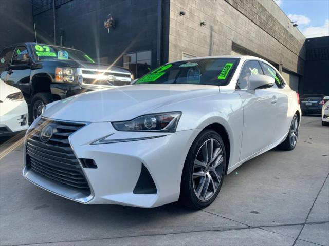 2019 Lexus IS 300 300