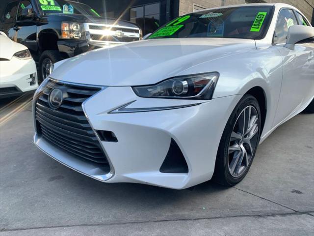 2019 Lexus IS 300 300