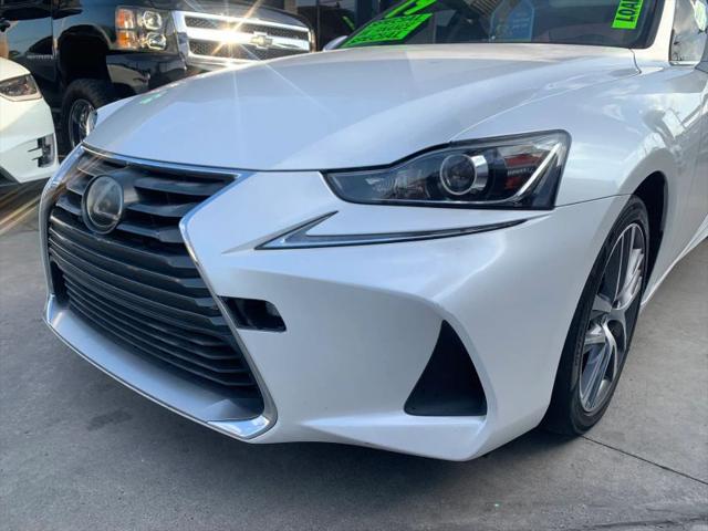 2019 Lexus IS 300 300