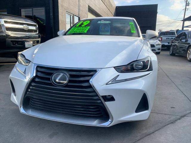 2019 Lexus IS 300 300