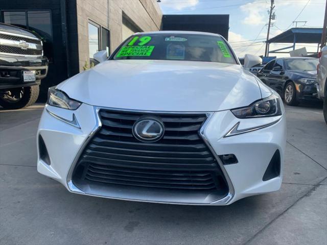 2019 Lexus IS 300 300