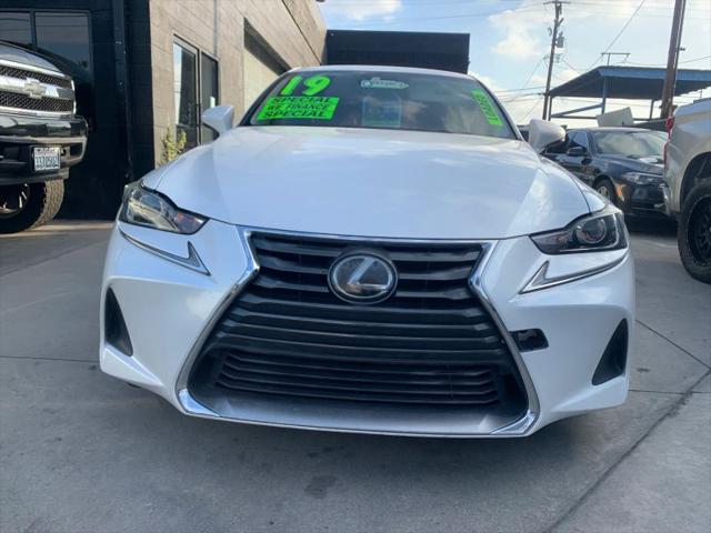 2019 Lexus IS 300 300
