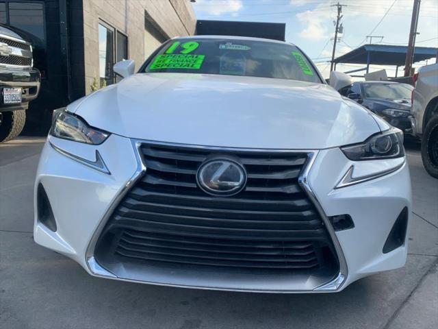 2019 Lexus IS 300 300