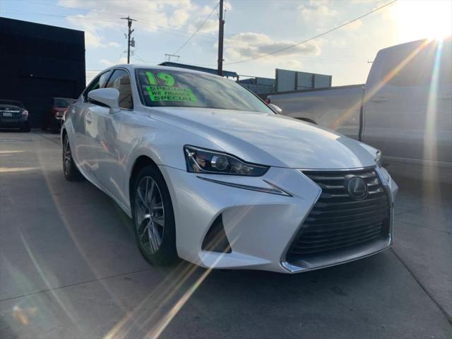 2019 Lexus IS 300 300