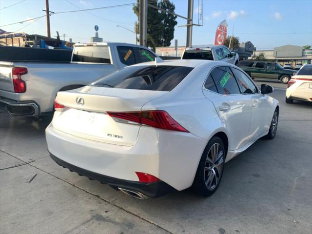 2019 Lexus IS 300 300