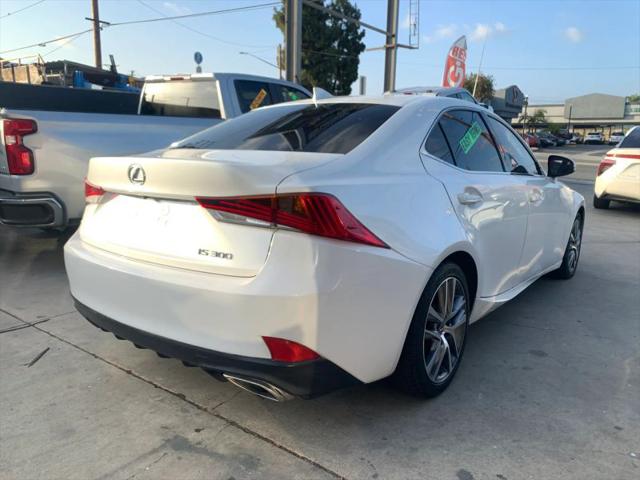 2019 Lexus IS 300 300