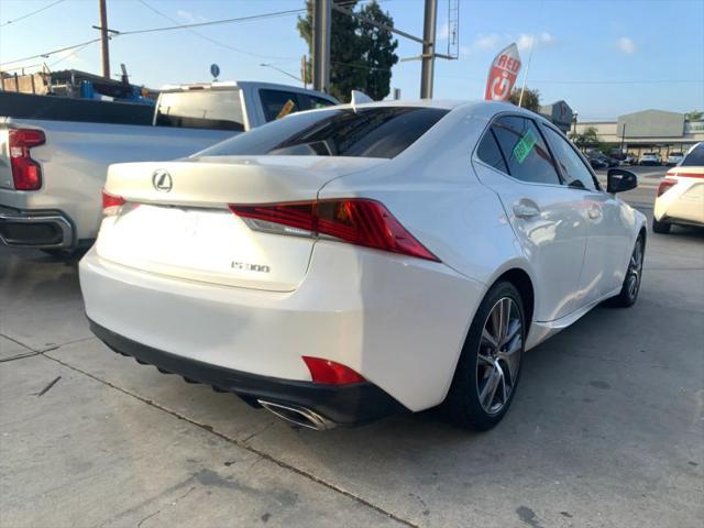 2019 Lexus IS 300 300