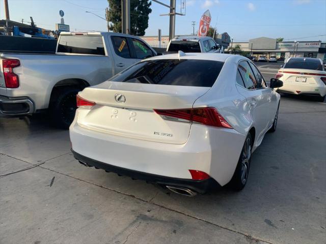 2019 Lexus IS 300 300