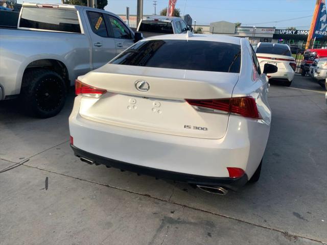 2019 Lexus IS 300 300