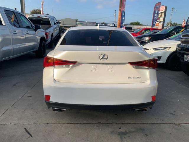 2019 Lexus IS 300 300