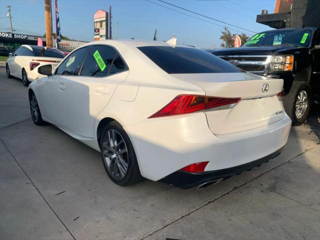 2019 Lexus IS 300 300