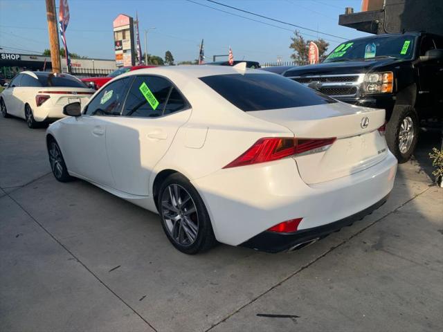 2019 Lexus IS 300 300