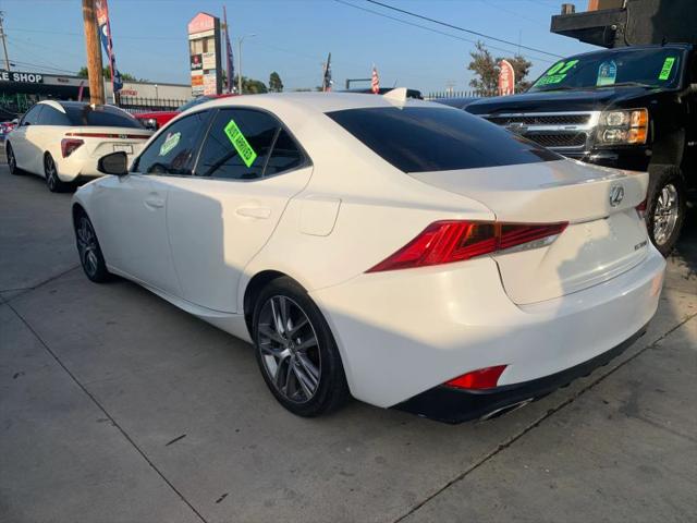 2019 Lexus IS 300 300