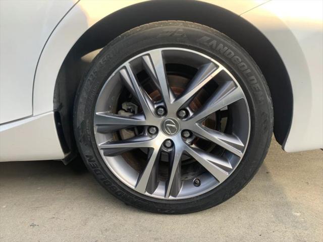 2019 Lexus IS 300 300