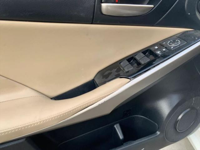 2019 Lexus IS 300 300