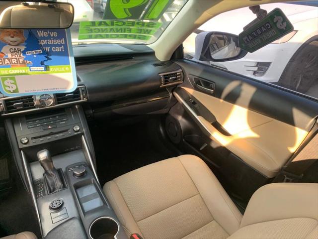 2019 Lexus IS 300 300