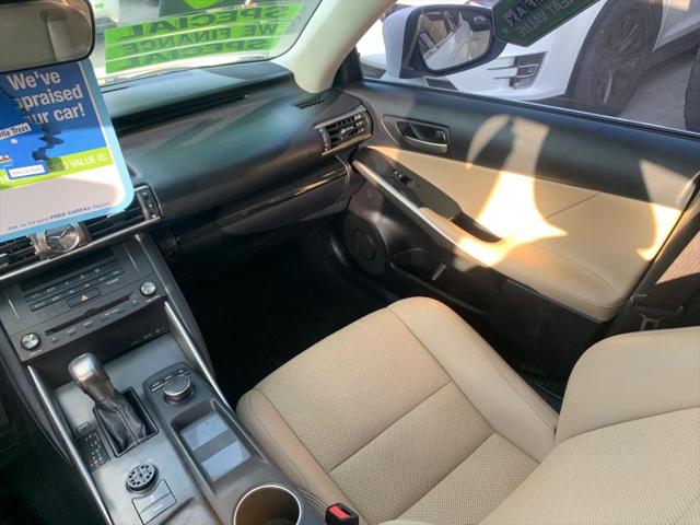 2019 Lexus IS 300 300