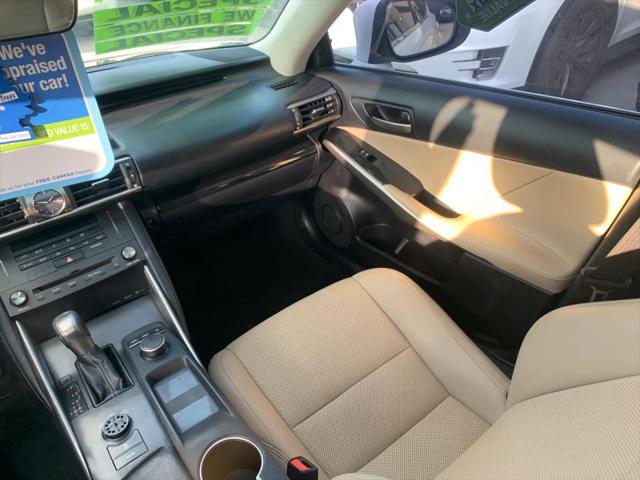 2019 Lexus IS 300 300