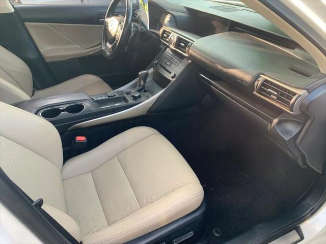 2019 Lexus IS 300 300