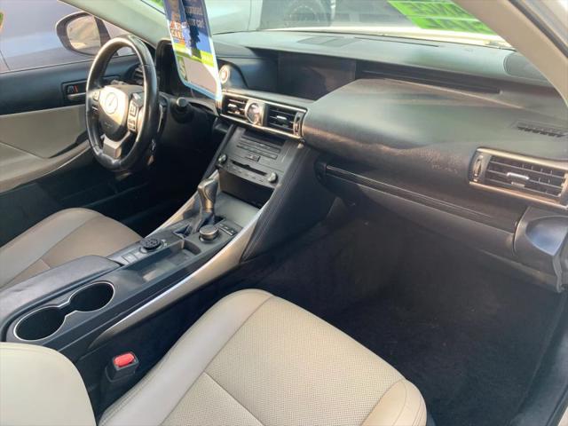 2019 Lexus IS 300 300