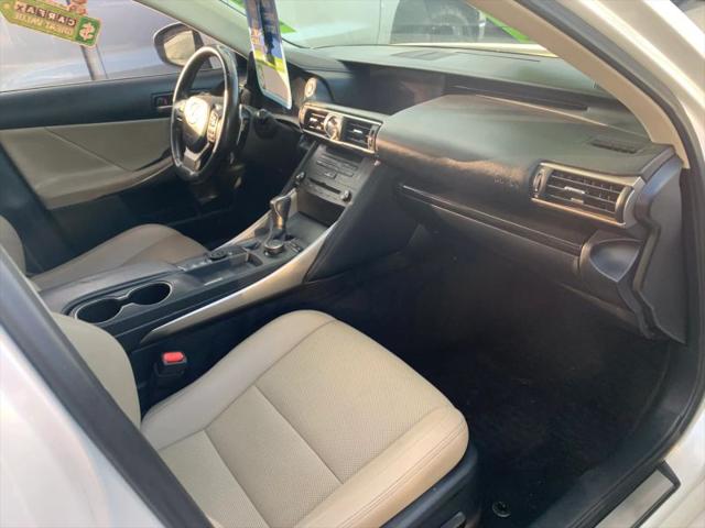 2019 Lexus IS 300 300