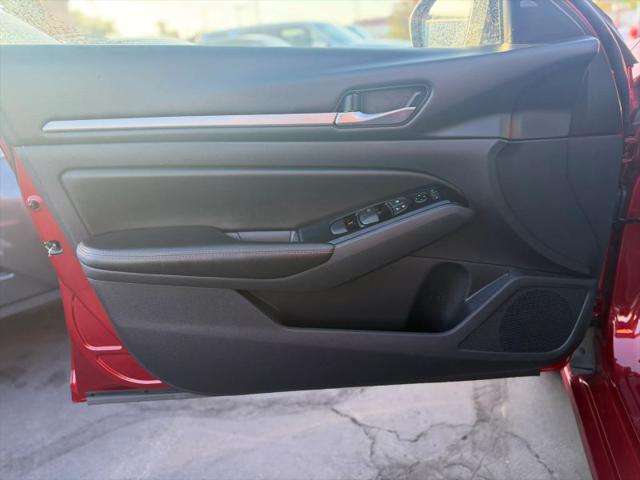 2025 Nissan Altima SR FWD