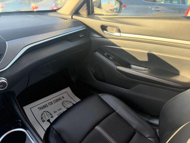 2025 Nissan Altima SR FWD