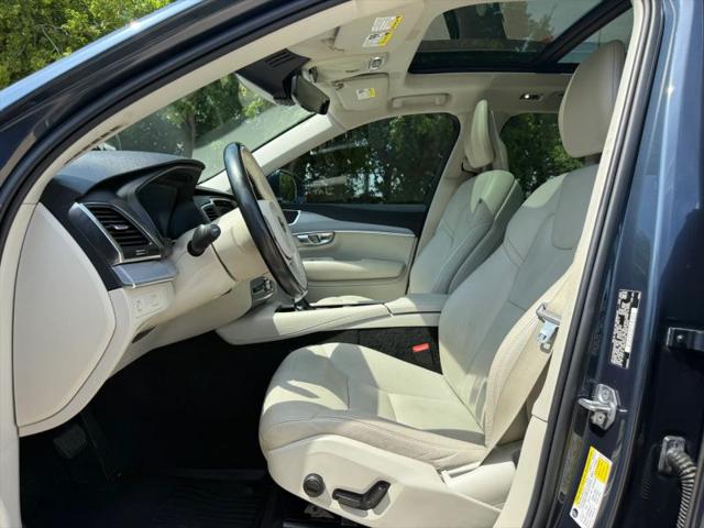 2021 Volvo XC90 T5 Momentum 7 Passenger