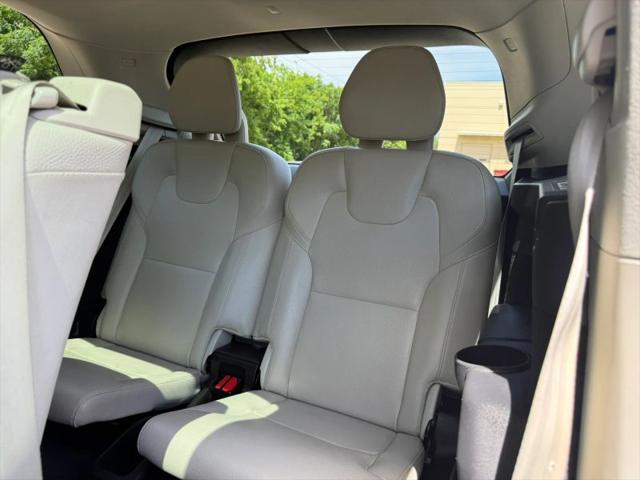 2021 Volvo XC90 T5 Momentum 7 Passenger