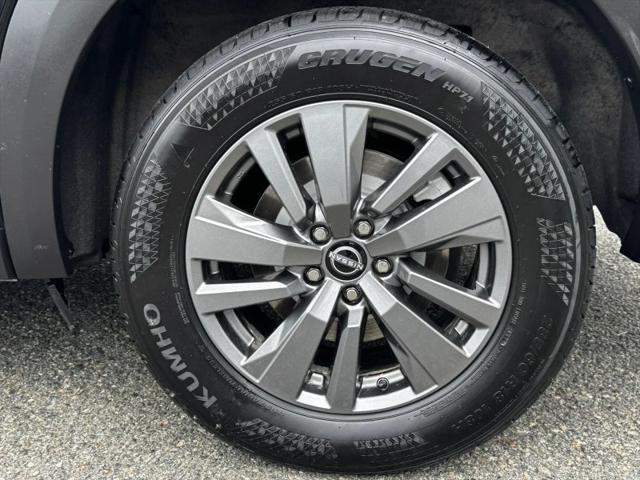 2025 Nissan Pathfinder SV 4WD