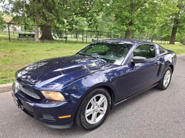2012 Ford Mustang V6