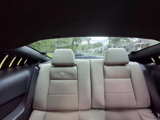 2012 Ford Mustang V6