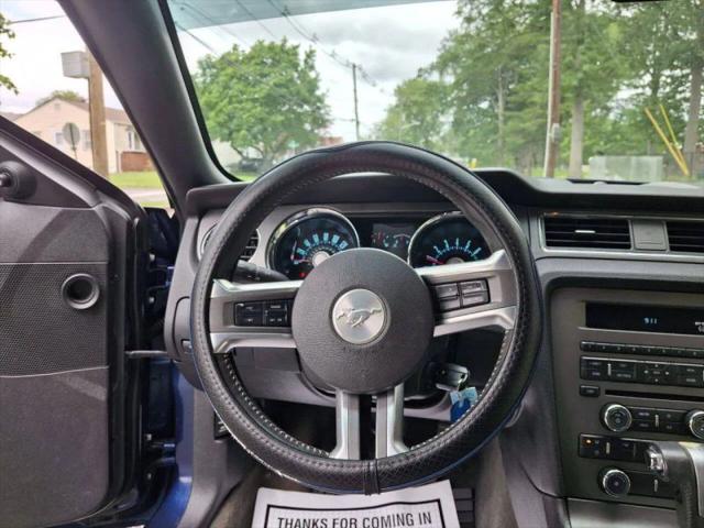 2012 Ford Mustang V6