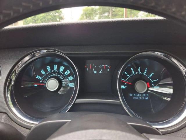 2012 Ford Mustang V6