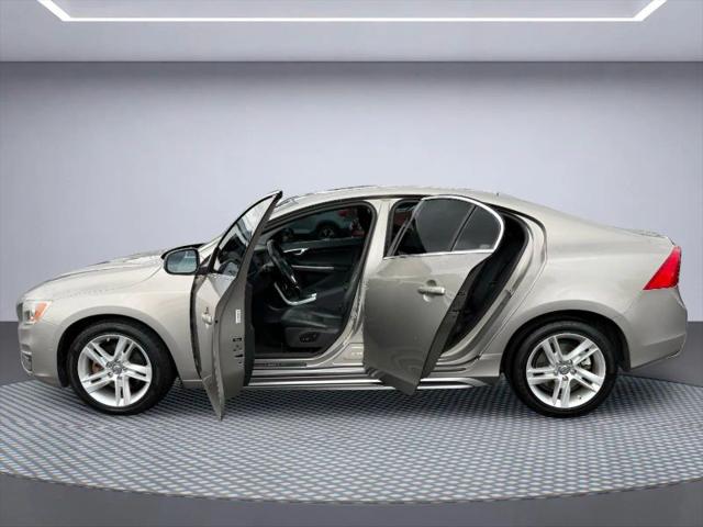 2015 Volvo S60 T5 Platinum